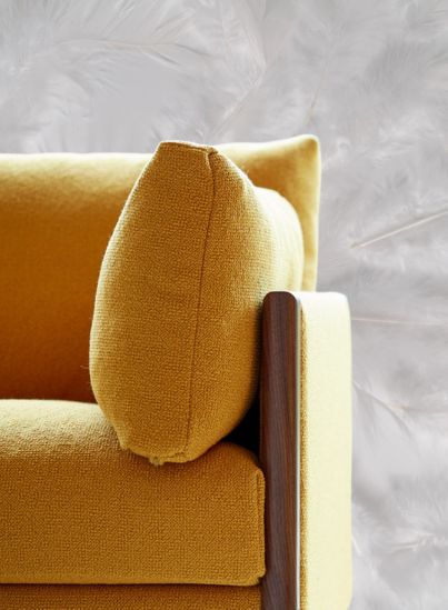 Foam & Feather Wrap